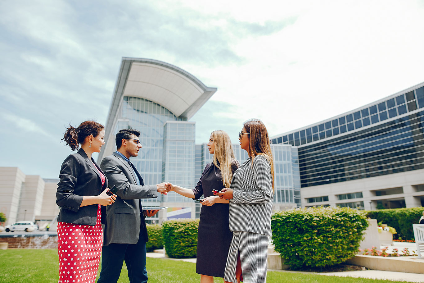 How much do Canadian Consultants charge for PR?
