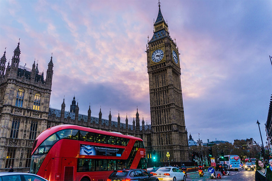 UK visa and immigration services